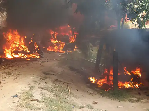 अग्निपथ’ का बिहार में विरोध LIVE:पटना के मसौढ़ी में प्रदर्शनकारियों-पुलिस के बीच 100 राउंड से ज्यादा फायरिंग; स्टेशन में आगजनी के बाद बवाल