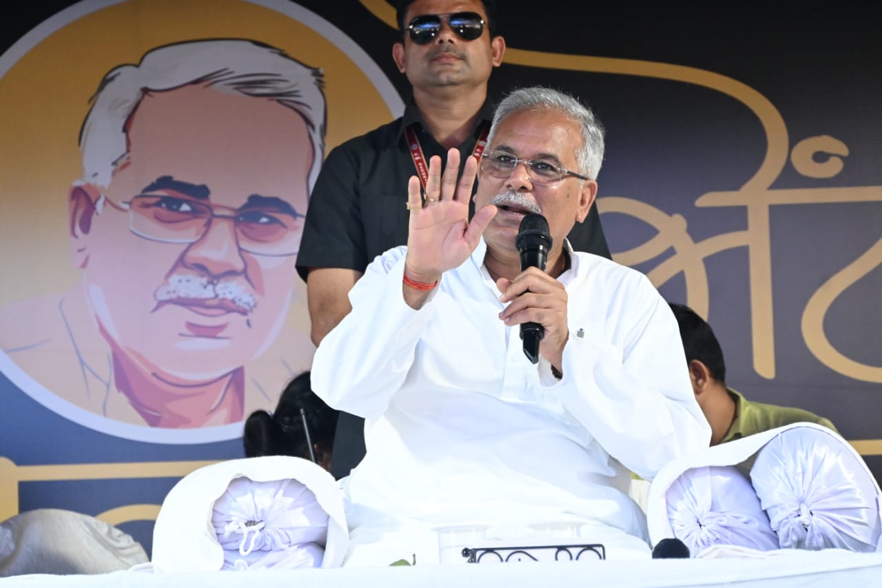ग्राम कुंजेमुरा, ब्लॉक तमनार में मुख्यमंत्री श्री भूपेश बघेल द्वारा की गई घोषणाएं