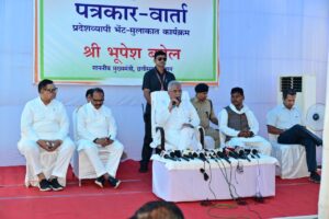 राज्य शासन की योजनाओं का जिलों में हो रहा है प्रभावी क्रियान्वयन : मुख्यमंत्री श्री भूपेश बघेल