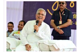 मुख्यमंत्री ने बालोद विधानसभा क्षेत्र के गुरूर के आमजनता से की भेंट-मुलाकात