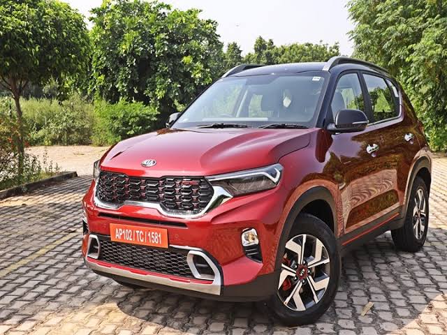 Kia Sonet Review, जानिए स्टीयरिंग और सस्पेंशन का रिस्पॉन्स