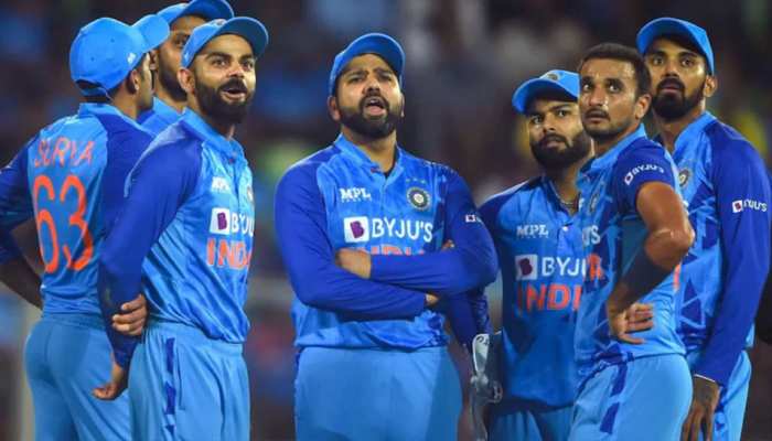 T20 World Cup: भारतीय फैंस के लिए सबसे बड़ी खुशखबरी, टी20 वर्ल्ड कप के लिए ऑस्ट्रेलिया रवाना होगा ये गेंदबाज
