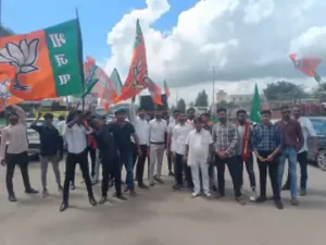 CG News : BJYM के स्वागत कार्यक्रम में चले लात-घूंसे