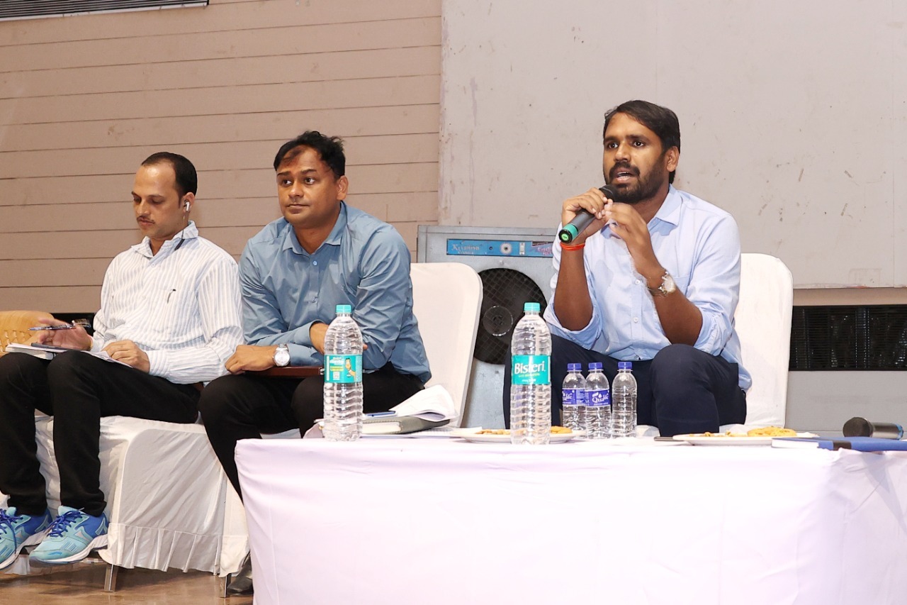 1 नवम्बर से शुरू होने जा रहे धान खरीदी को लेकर समिति प्रबंधकों की हुई बैठक