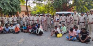 Raigarh News: रायगढ़ जिले में फरार वारंटियों की धरपकड़ के लिये पुलिस चलायी दो दिनों का “ विशेष अभियान ”