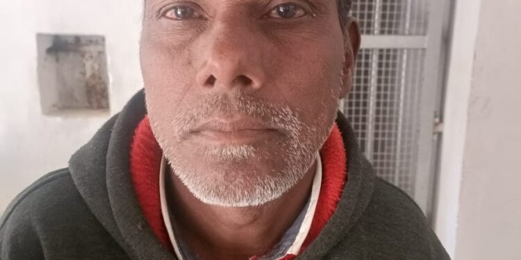 Raigarh News: ग्रामीण का धोखे से फिंगर प्रिंट लेकर खाते से निकाले 85,000 रूपये, कापू थानाक्षेत्र की घटना