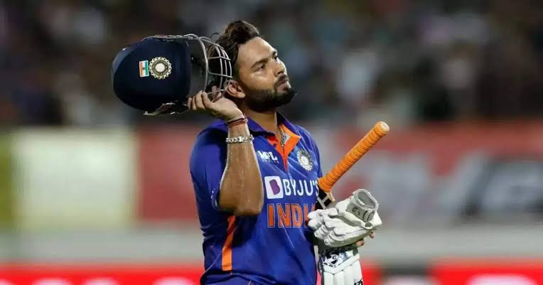 वर्ल्ड कप में ऋषभ पंत की जगह लेंगे ये धातक खिलाड़ी, BCCI ने किया खुलासा…