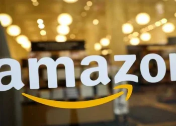 Amazon Layoffs: Amazon में फिर होगी छंटनी, 30,000 कर्मचारियों की जाएगी नौकरी; जानिए क्या है वजह?