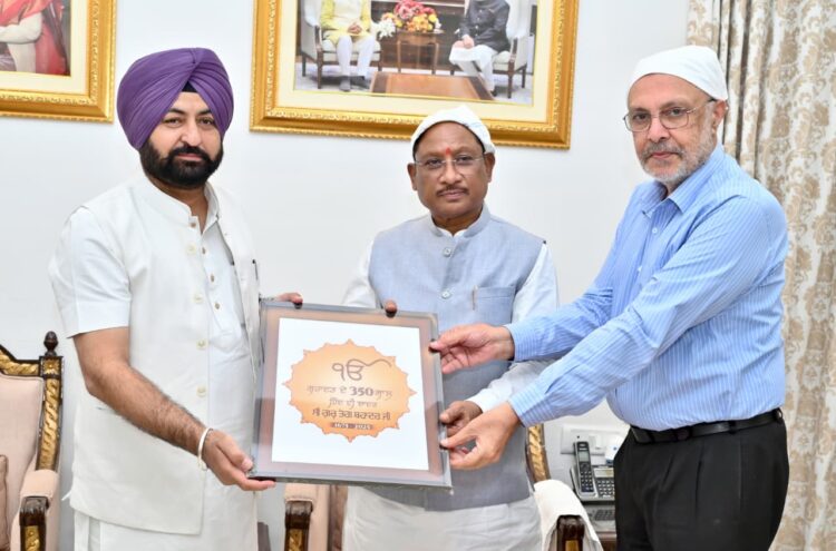 मुख्यमंत्री श्री विष्णु देव साय से पंजाब सरकार के मंत्रियों ने की सौजन्य मुलाकात