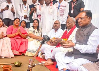 बाबा कार्तिक उरांव ने जनजातीय समाज के उत्थान हेतु अपना जीवन किया समर्पित – मुख्यमंत्री श्री विष्णु देव साय