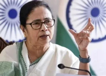 Durgapur Gangrape Case: दुर्गापुर गैंगरेप केस पर CM ममता बनर्जी का विवादित बयान, कहा– ‘लड़कियों को रात में नहीं घूमना चाहिए’,