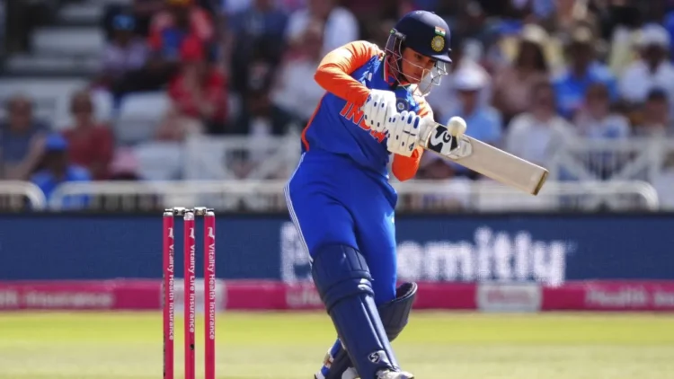 स्मृति मंधाना ने तोड़ा विराट कोहली का बड़ा रिकॉर्ड, तूफानी अंदाज में पूरे किए 5000 रन