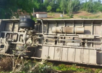 Maharstra News: बड़ा हादसा! 150 फीट गहरी खाई में गिरी स्कूल बस, 1की मौत कई बच्चे गंभीर रूप से हुए घायल