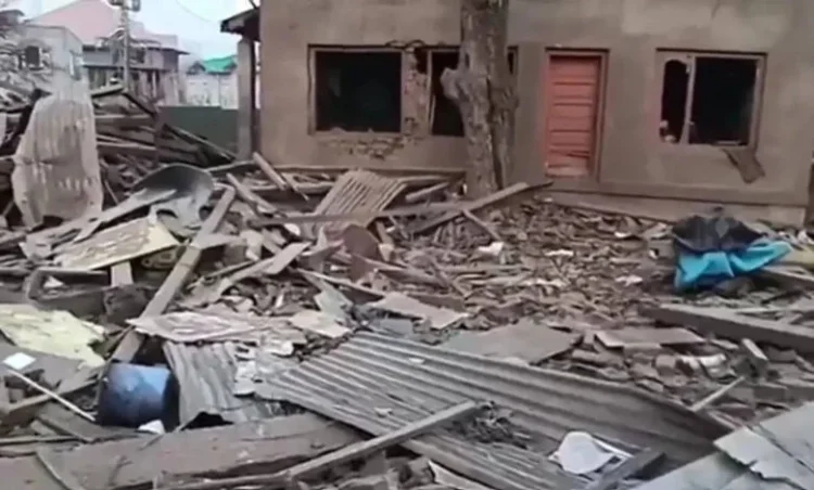 Delhi Blast: दिल्ली ब्लास्ट मामले में पुलिस का बड़ा एक्शन, आतंकी उमर नबी के घर को IED से उड़ाया