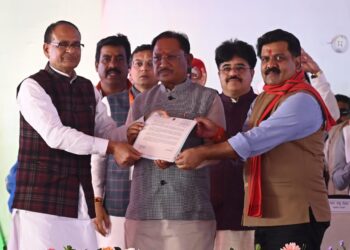 केंद्रीय मंत्री श्री शिवराज सिंह चौहान ने किया छत्तीसकला ब्राण्ड एवं डिजिटल फाइनेंस बुकलेट का किया विमोचन