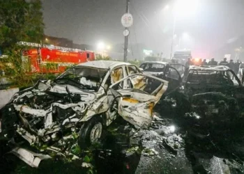 Delhi Car Blast: दिल्ली लाल किला ब्लास्ट में जान गंवाने वालों के नाम आया सामने, एक क्लिक में जानें पूरी जानकारी…