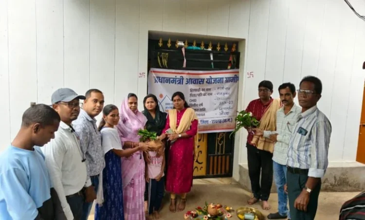 Raigarh News: रजत जयंती वर्ष पर प्रधानमंत्री नरेंद्र मोदी ने दी नई खुशियों की सौगात