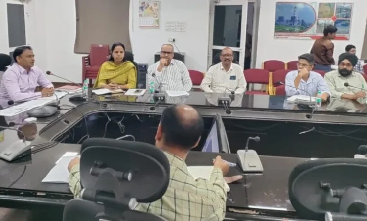 Raigarh News: धान खरीदी: उपार्जन केंद्रवार मॉनिटरिंग हेतु जिला अधिकारियों को दिया गया प्रशिक्षण