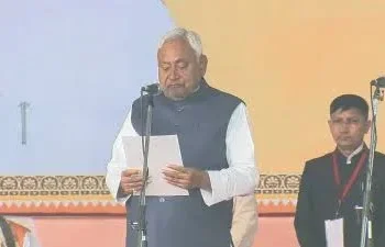 Bihar CM Shapath Grahan: नीतीश कुमार ने 10वीं बार मुख्यमंत्री पद की ली शपथ, रामकृपाल यादव समेत 26 मंत्रियों ने भी ली शपथ