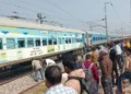 Intercity Express Train: चलती ट्रेन में धुआं उठने से मची अफरातफरी, घबराए यात्री कोच से बाहर कूदे