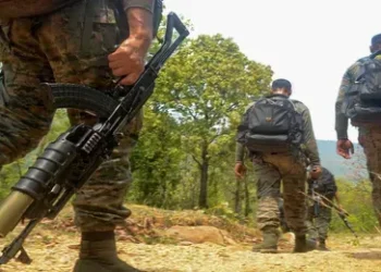 Chhattisgarh latest news: छत्तीसगढ़ में सुरक्षाबलों और नक्सलियों के बीच मुठभेड़ में 1 करोड़ इनामी कुख्यात नक्सली हिडमा ढेर, 6 नक्सलियों के शव बरामद