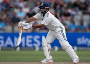 IND vs SA: ऋषभ पंत पर टिकी सभी की नजरें, आखिरी दिन टीम इंडिया को जीत के लिए बनाने हैं इतने रन