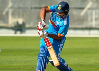 वैभव सूर्यवंशी की विस्फोटक पारी में उड़ी विरोधी टीम, केवल इतनी​ बॉल पर सेंचुरी ठोक मचाया गदर