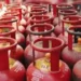 LPG price hike: क्या 1 जनवरी से महंगा होगा घरेलू गैस सिलेंडर? सरकार करने जा रही है ये अहम बदलाव