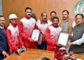 मुख्यमंत्री श्री साय से मास्टर एथलीट फेडरेशन ऑफ इंडिया के प्रतिभागियों ने की सौजन्य भेंट