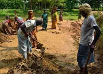 Modi Cabinet Decisions: मनरेगा का बदला नाम, अब ‘पूज्य बापू ग्रामीण रोजगार गारंटी योजना’ किया गया..