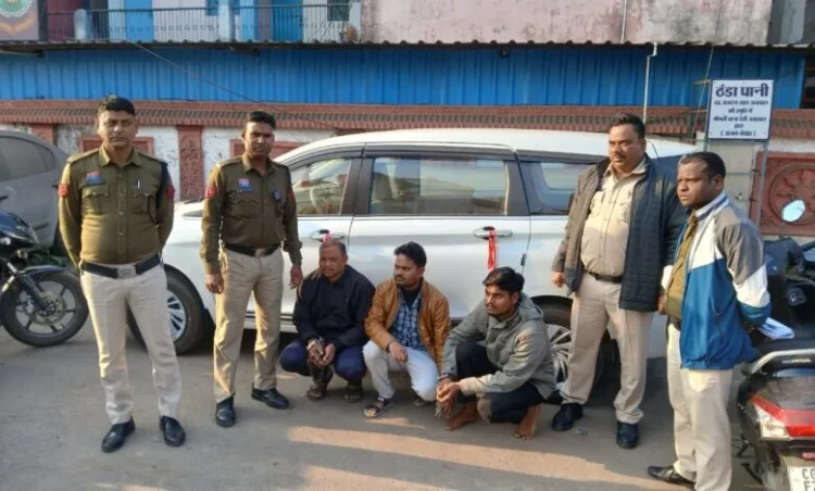 Raigarh News: जूटमिल पुलिस को मिली बड़ी सफलता, 48 घंटे में किया झपटमारी का खुलासा, तीन आरोपी गिरफ्तार