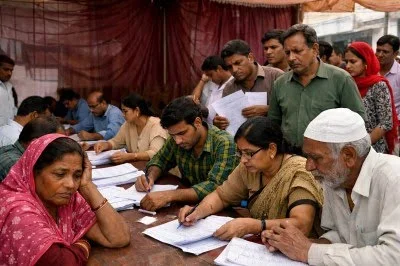 Chhattisgarh latest news: छत्तीसगढ़ में 27 लाख लोग वोटर लिस्ट से बाहर! जानें कौन से जिलों में कितने वोटरों के हट सकते हैं नाम