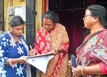 CG SIR Updates: सरगुज़ा में मतगणना सूची में गड़बड़ी; 80 हजार मतदाता फार्म जमा नहीं, प्रशासन हैरान