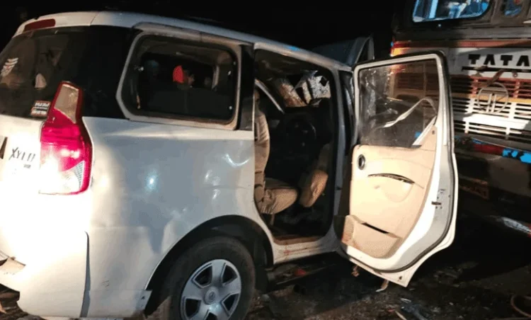 chhattisgarh Accident News: छत्तीसगढ़ में भीषण सड़क हादसा; ट्रक और कार में जोरदार भिड़ंत में इतने लोगों की मौत