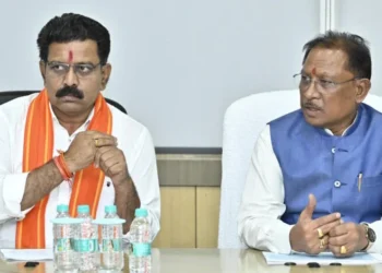 CG Road Tax: साय कैबिनेट का बड़ा ऐलान, इन वाहनों पर लाइफ टाइम रोड टैक्स में 50% की छूट