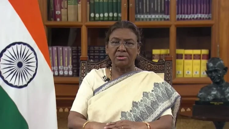 राष्ट्रपति द्रौपदी मुर्मू ने नव वर्ष 2026 की पूर्व संध्या पर देश के नागरिकों को बधाई दी, जानें क्या कहा