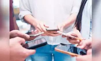2026 में मोबाइल यूजर्स के लिए नया नियम होगा लागू, फर्जी कॉल्स और मैसेज पर लगेगा लगाम