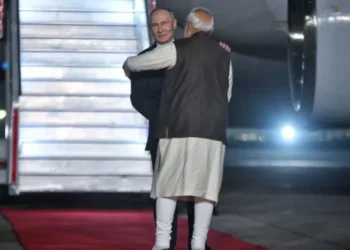 Vladimir Putin India Visit: रूसी राष्ट्रपति व्लादिमीर पुतिन का भारत दौरा खत्म, एयरपोर्ट तक छोड़ने गए एस जयशंकर