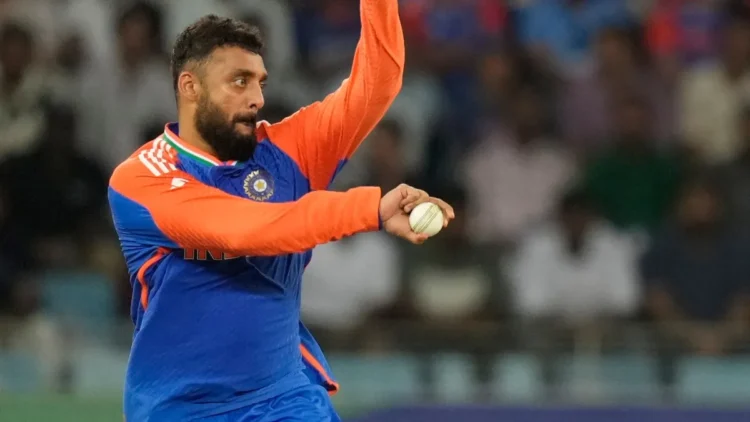 IND vs SA: वरुण चक्रवर्ती के पास तीसरे टी20 मैच में बड़ा कमाल करने का मौका, बन सकते हैं इस मामले में दूसरे सबसे तेज भारतीय