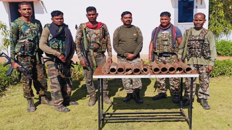 Chhatisgarh news: पुलिस ने एक बड़ी सफलता प्राप्त की। नक्सलियों द्वारा बड़ी वारदात अंजाम को किया विफल।