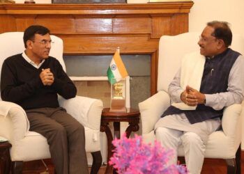 मुख्यमंत्री श्री विष्णु देव साय ने केंद्रीय मंत्री श्री मनसुख मांडविया से की भेंट