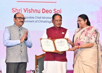 आधुनिक ऑनलाइन तकनीकों ने बढ़ाई आबकारी विभाग की पारदर्शी व्यवस्था में विश्वसनीयता