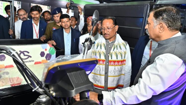 मुख्यमंत्री श्री विष्णु देव साय राडा ऑटो एक्सपो-2026 के शुभारंभ कार्यक्रम में हुए शामिल