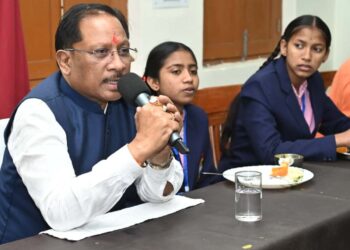 शिक्षा के बिना मानव जीवन अधूरा: मुख्यमंत्री श्री साय