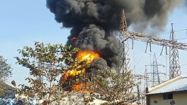 Chhatisgarh news: छत्तीसगढ़ के बिलासपुर जिले में हुआ बड़ा हादसा।विद्युत सब स्टेशन में लगा भीषण आग