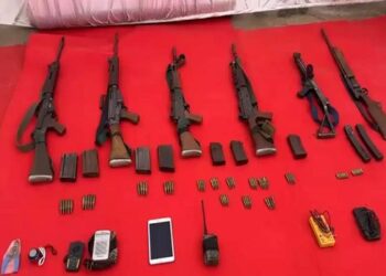 Chhatisgarh news: धमतरी को नक्सल मुक्त घोषित किया गया। 9 नक्सलियों ने किया आत्मसमर्पण