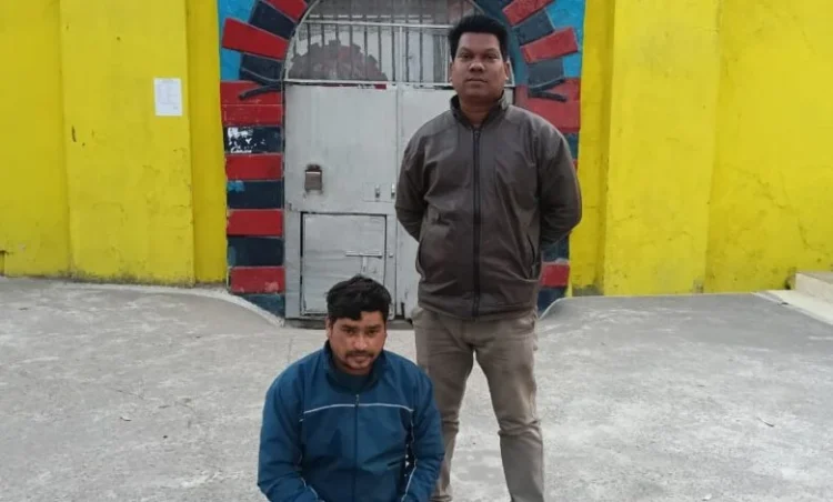 रायगढ़ पुलिस ने शादी का झांसा देकर युवती के साथ दुष्कर्म करने के मामले में आरोपी को किया गिरफ्तार।