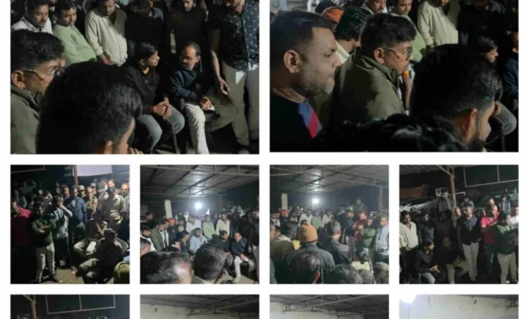 Raigarh news: टपरिया बॉर्डर पर तनाव की स्थिति ट्रांसपोर्ट वाहन मालिकों व रायगढ़ टेलर यूनियन के अधिकारियों में मारपीट।