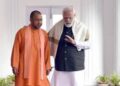 प्रधानमंत्री नरेंद्र मोदी और योगी आदित्यनाथ के बीच हुई लंबी बातचीत। जाने क्या थे मुद्दे ?