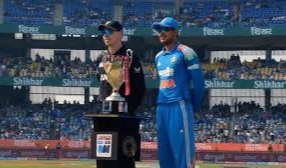 भारत और न्यूजीलैंड आज आमने-सामने होंगी। भारत के घरेलू मैदानों पर खेले जाएंगे आज के मैच